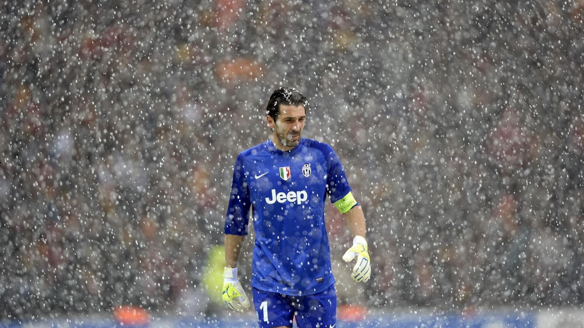 巴甲身价巅峰阵容,罗克3500万欧元领衔,欧洲豪门旧将闪耀南美